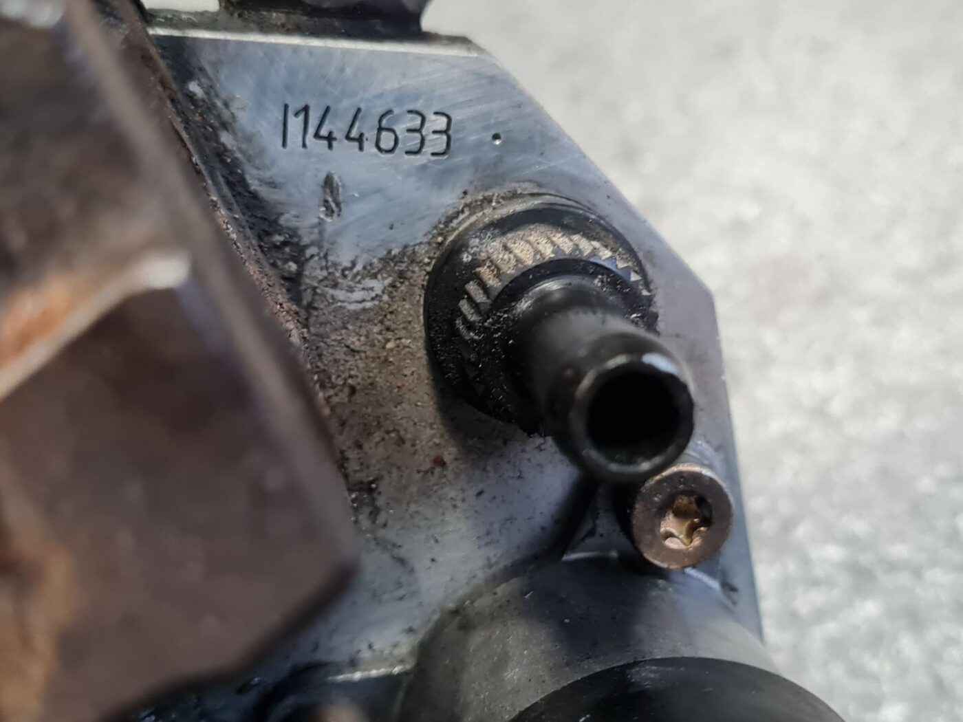 Augstspiediena degvielas sūknis priekš BMW 520D E60 2006 ENG. 6 Augstspiediena degvielas sūknis priekš BMW 520D E60 2006 ENG.