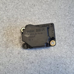 Apsildes sistēmas aktuators priekš VOLVO V70 2002 SILVER