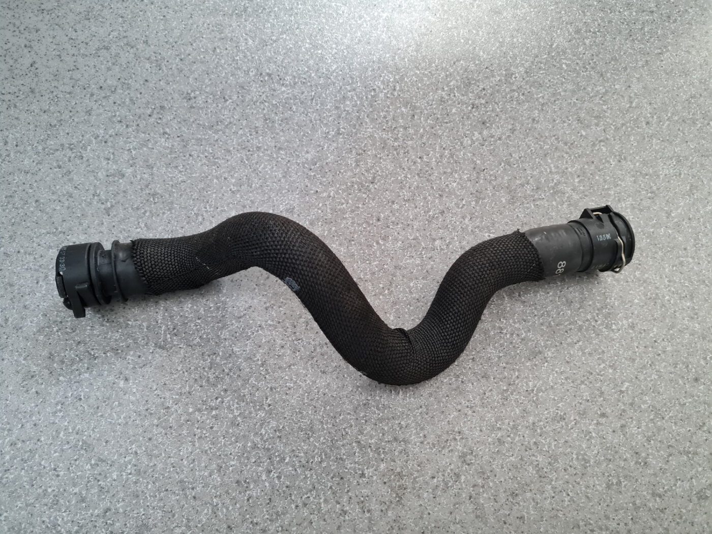 Dzesēšanas caurule priekš CITROEN C4 2018 2 Dzesēšanas caurule priekš CITROEN C4 2018