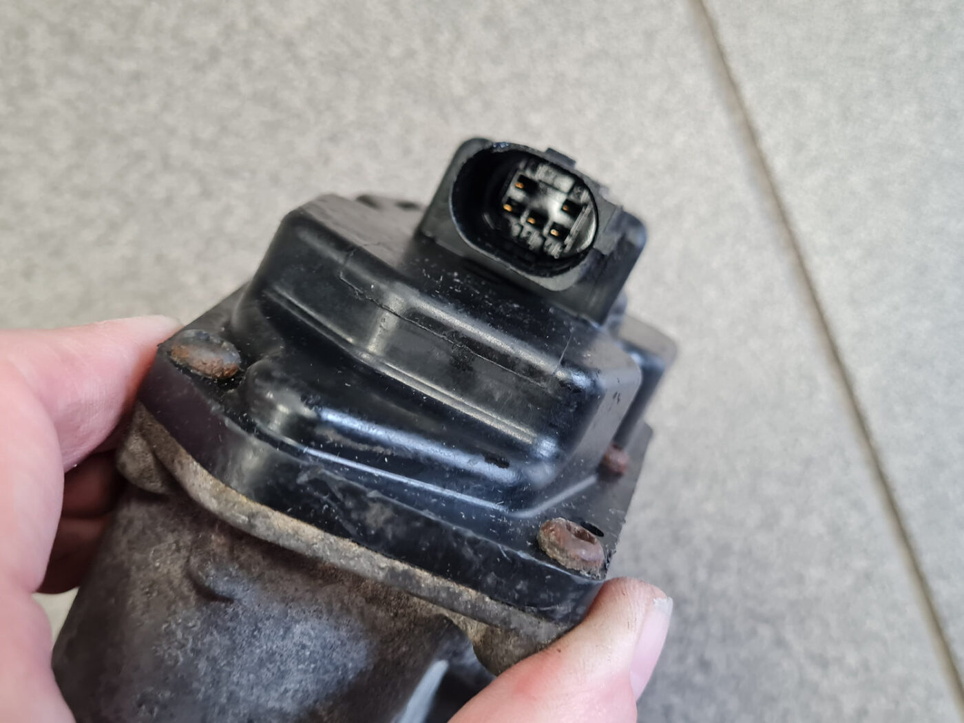 EGR vārsts priekš VW GOLF 5 2006 3 EGR vārsts priekš VW GOLF 5 2006