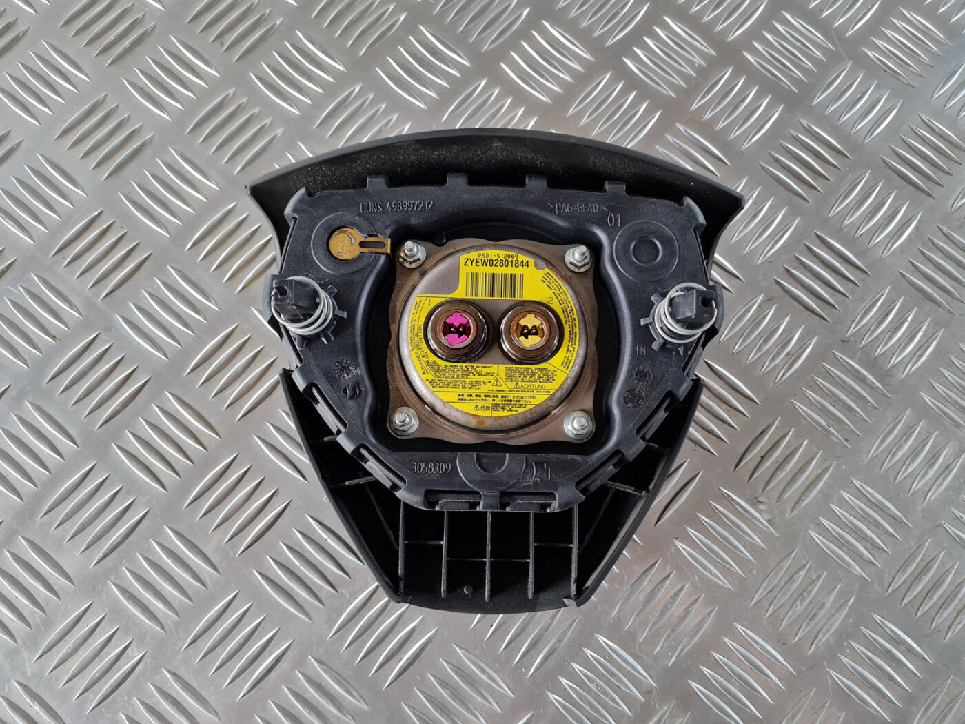 Stūres drošības spilvens priekš SAAB 9-3 2009 2 Stūres drošības spilvens priekš SAAB 9-3 2009