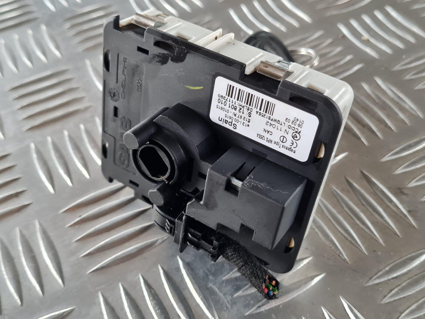 Aizdedzes slēdzene priekš SAAB 9-3 2009 5 Aizdedzes slēdzene priekš SAAB 9-3 2009