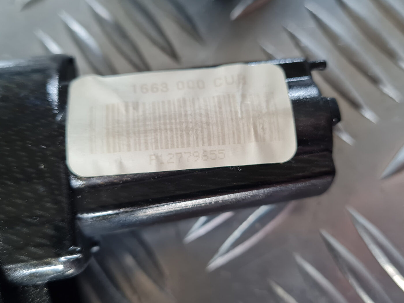 Mērinstrumentu paneļa dekoratīvā uzlika priekš SAAB 9-3 2009 6 Mērinstrumentu paneļa dekoratīvā uzlika priekš SAAB 9-3 2009