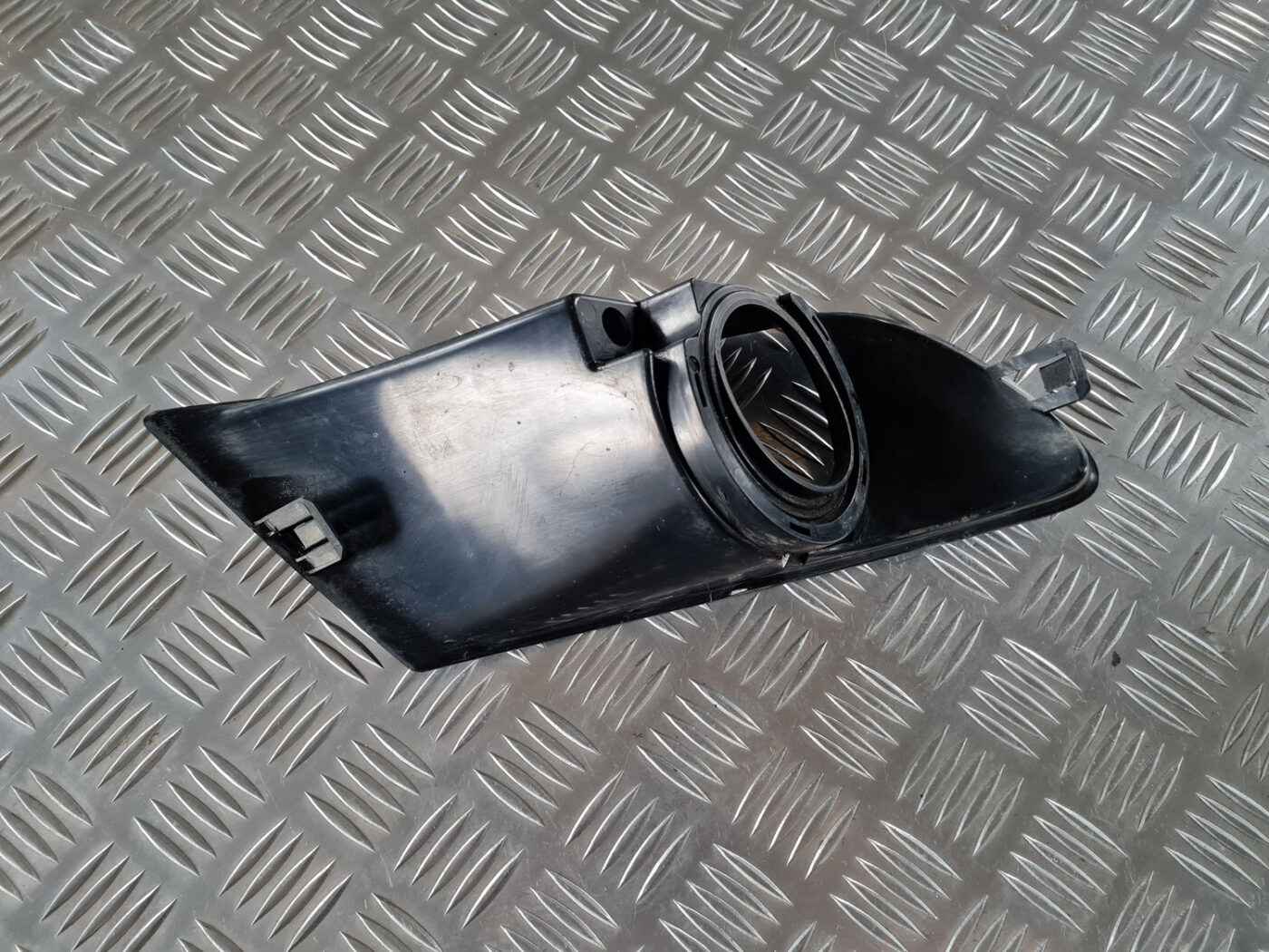 Miglas luktura reste, pa labi priekš SAAB 9-3 2009 5 Miglas luktura reste, pa labi priekš SAAB 9-3 2009