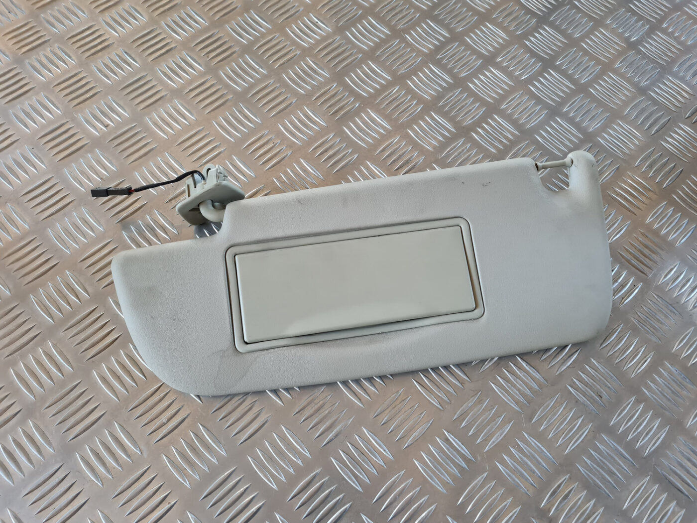 Saules aizsargs priekš SAAB 9-3 2009 2 Saules aizsargs priekš SAAB 9-3 2009