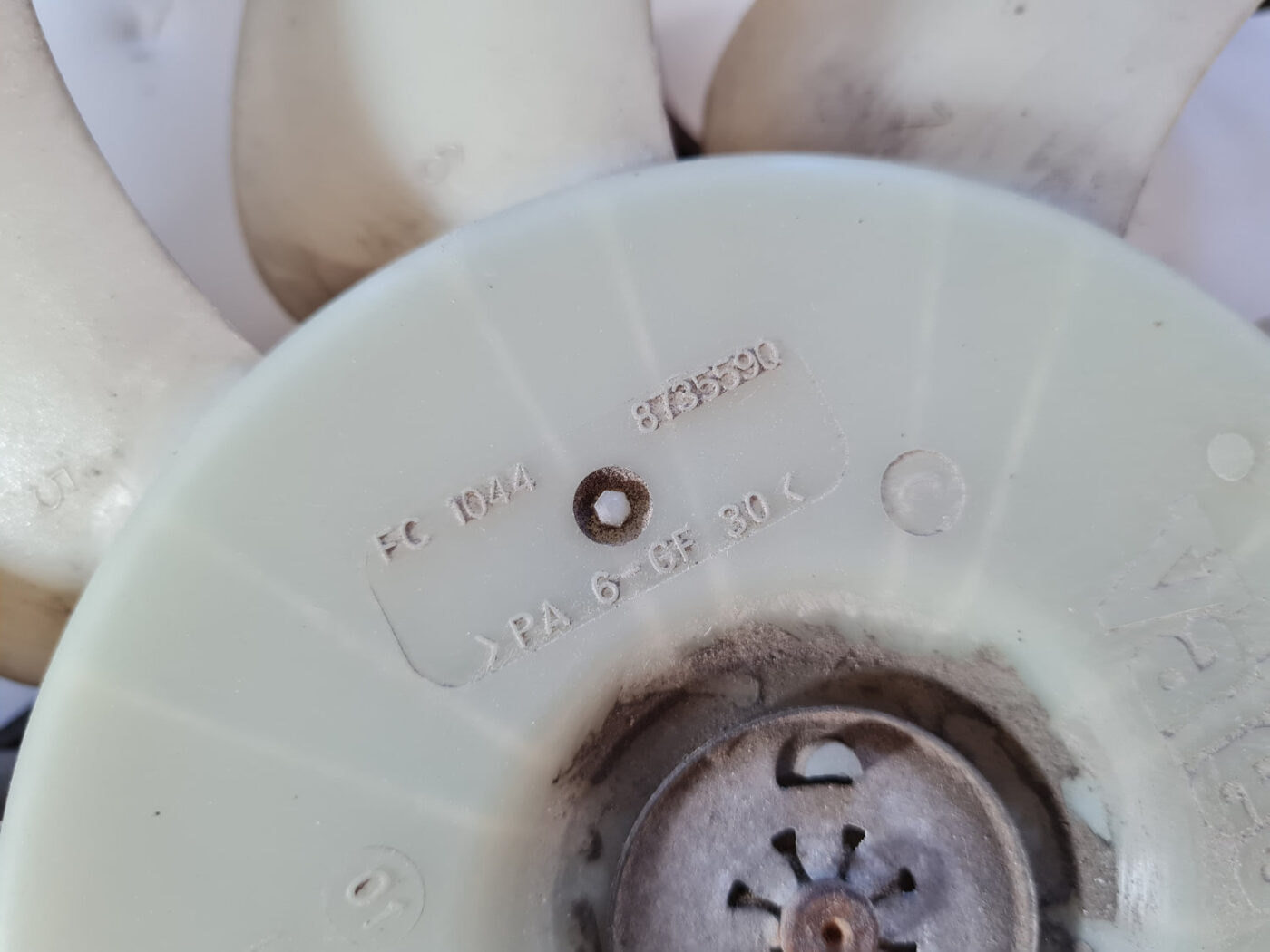 Dzesēšanas radiatora ventilators priekš SAAB 9-3 2009 12 Dzesēšanas radiatora ventilators priekš SAAB 9-3 2009