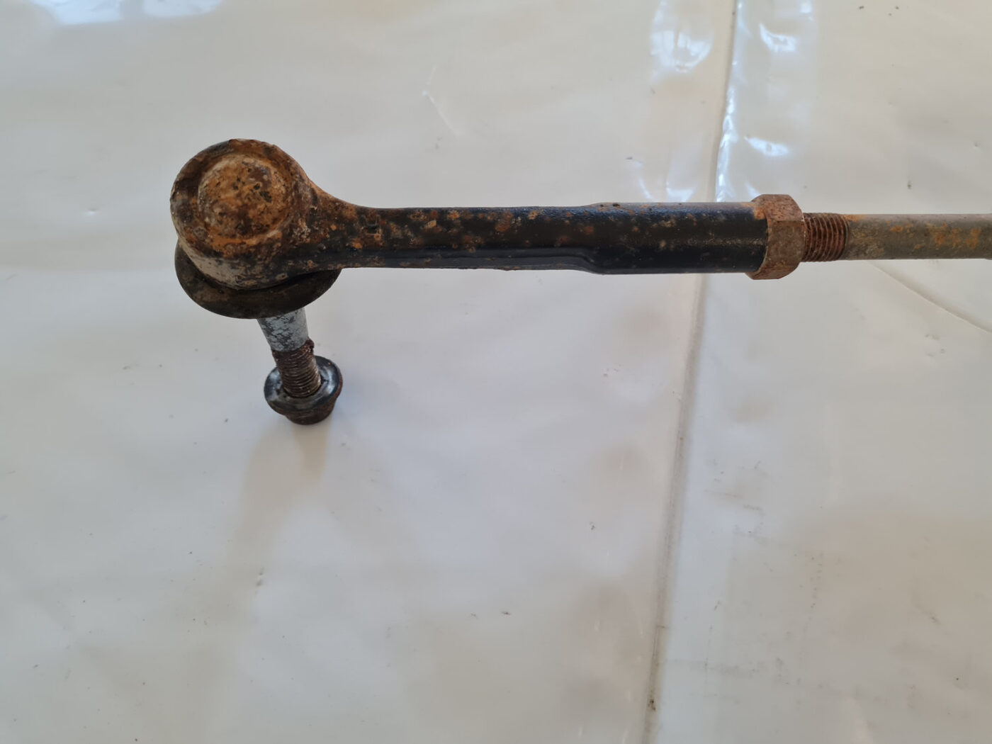 Stūres mehānisms priekš SAAB 9-3 2009 2 Stūres mehānisms priekš SAAB 9-3 2009