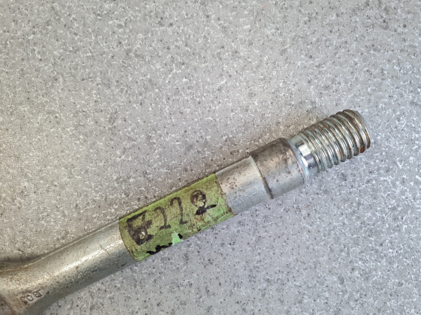 Vilkšanas āķis priekš MERCEDES BENZ CLS 320 2005 3 Vilkšanas āķis priekš MERCEDES BENZ CLS 320 2005