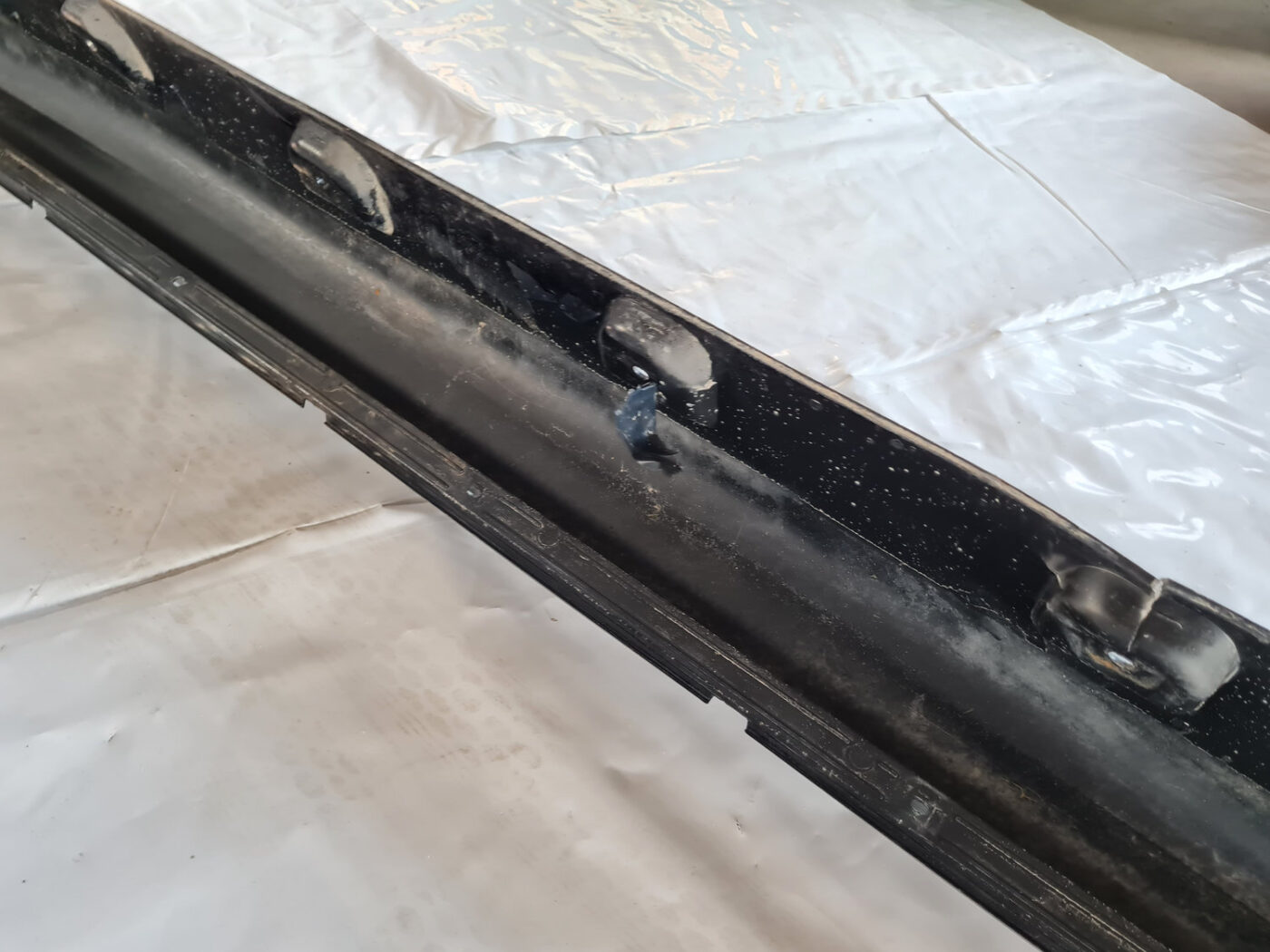 Ārēja sliekšņa laba uzlika priekš SAAB 9-3 2009 5 Ārēja sliekšņa laba uzlika priekš SAAB 9-3 2009