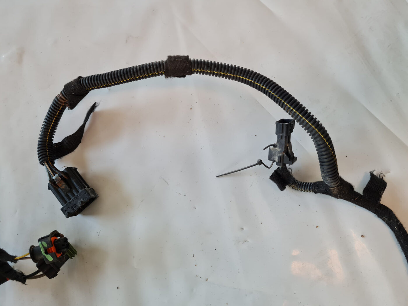 Degvielas tvertnes vadi priekš SAAB 9-3 2009 4 Degvielas tvertnes vadi priekš SAAB 9-3 2009