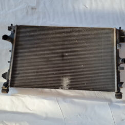 Dzesēšanas radiators priekš SAAB 9-3 2009