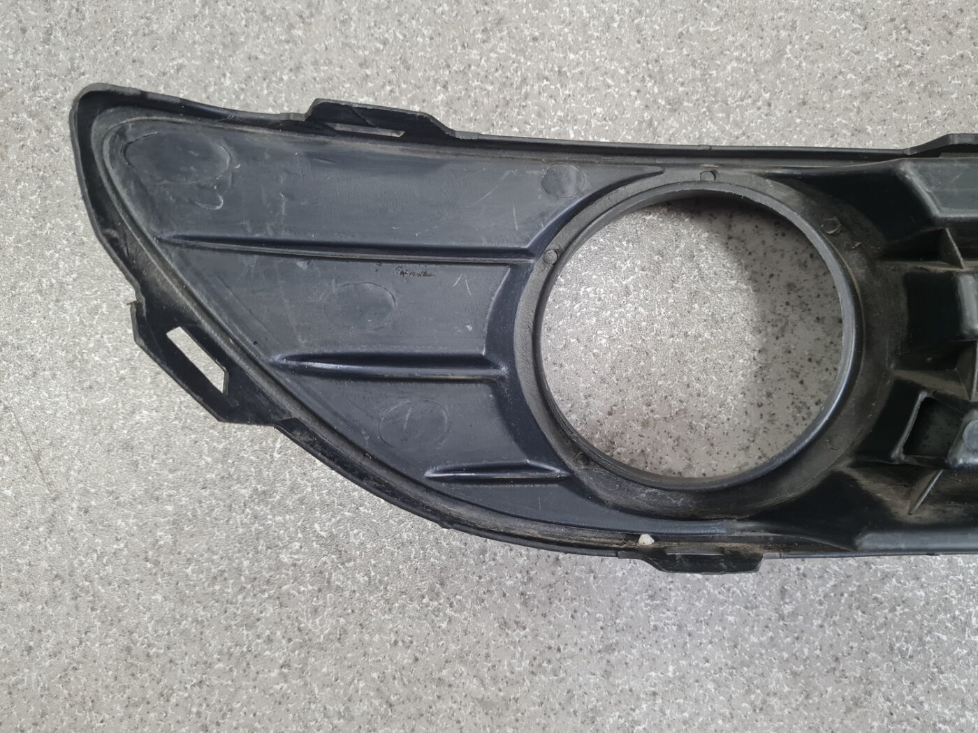 Miglas luktura reste, pa kreisi priekš VW POLO 2008 7 Miglas luktura reste, pa kreisi priekš VW POLO 2008