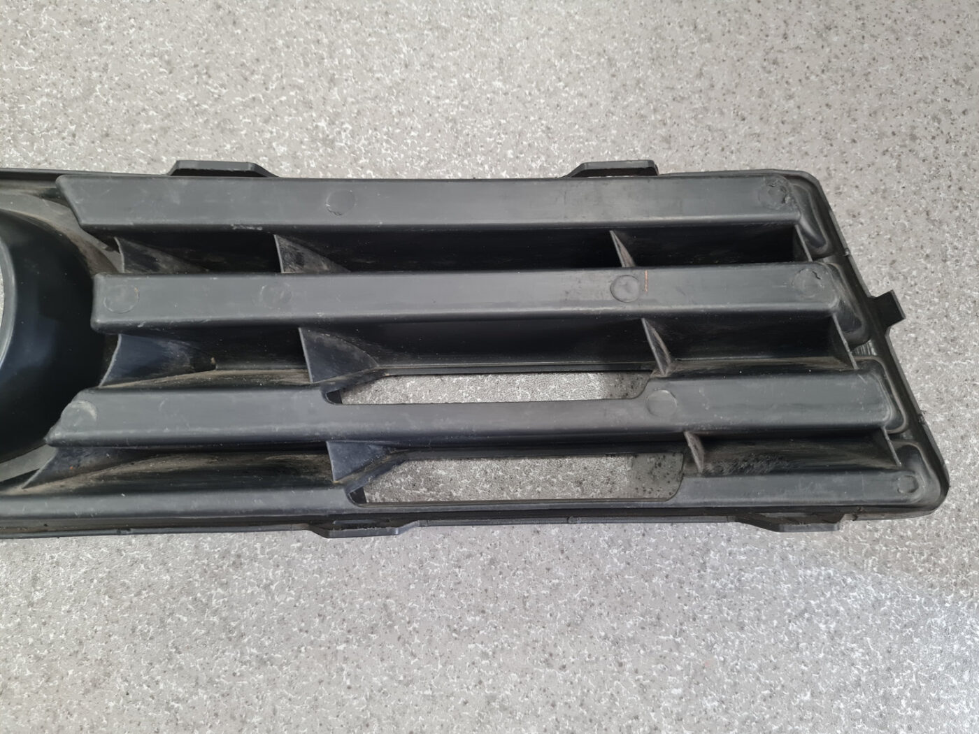 Miglas luktura reste, pa kreisi priekš VW POLO 2008 6 Miglas luktura reste, pa kreisi priekš VW POLO 2008