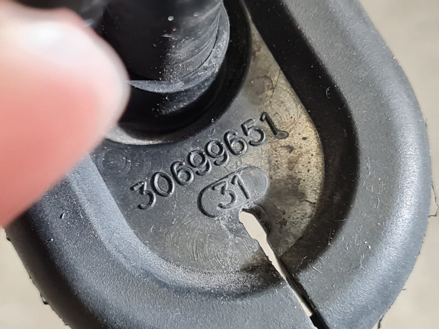 Vējstikla mazgāšanas šķidruma sprausla priekš VOLVO XC60 2009 4 Vējstikla mazgāšanas šķidruma sprausla priekš VOLVO XC60 2009