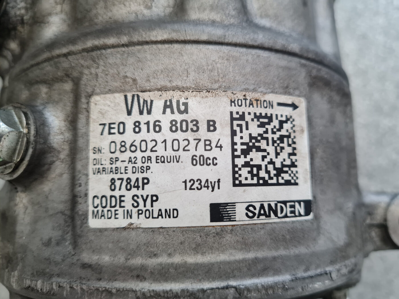 Gaisa kondicioniera kompresors priekš VW T6 CARAVELLE 2016- 4 Gaisa kondicioniera kompresors priekš VW T6 CARAVELLE 2016-