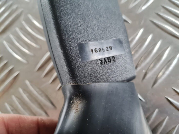 Aizmugurējā drošības jostas sprādze priekš TOYOTA AVENSIS 2007 UNIVERSAL