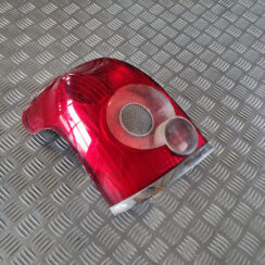 Aizmugurējais kreisais lukturis priekš TOYOTA AVENSIS 2007 UNIVERSAL