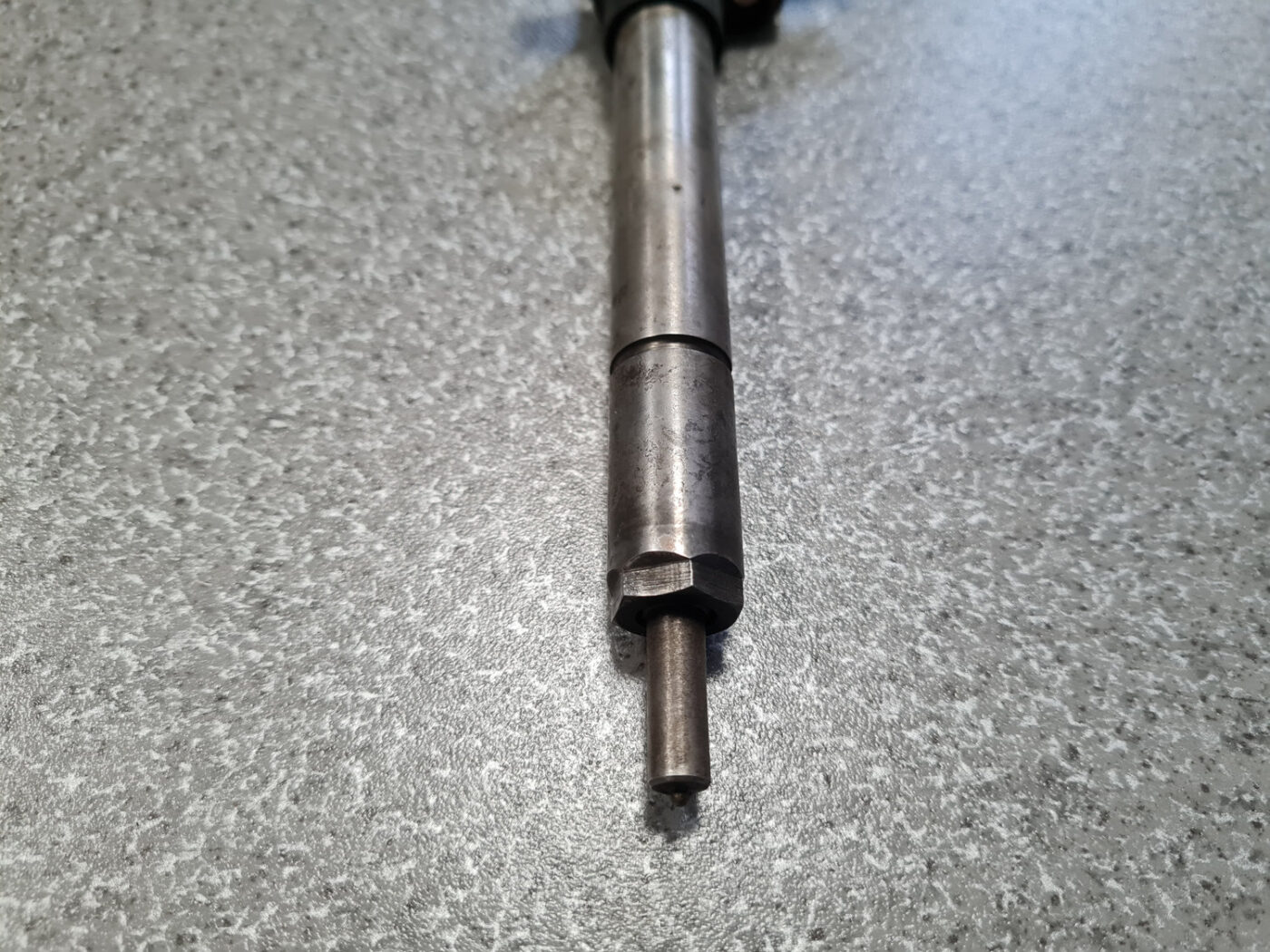 Degvielas smidzinātājs priekš VOLVO C30 2008 SILVER 2 Degvielas smidzinātājs priekš VOLVO C30 2008 SILVER