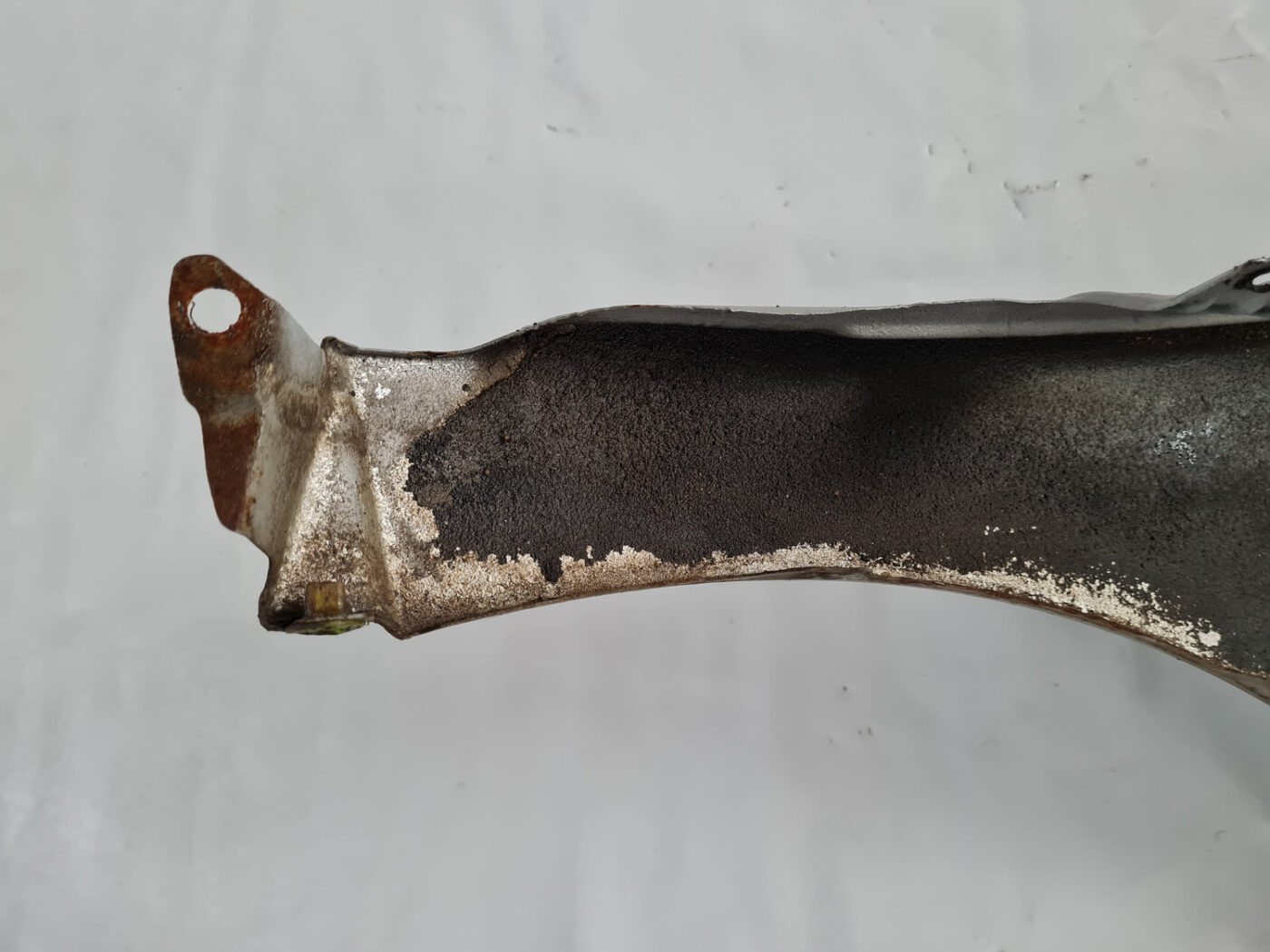 Priekšējais kreisais spārns priekš TOYOTA AVENSIS 2007 UNIVERSAL 6 Priekšējais kreisais spārns priekš TOYOTA AVENSIS 2007 UNIVERSAL