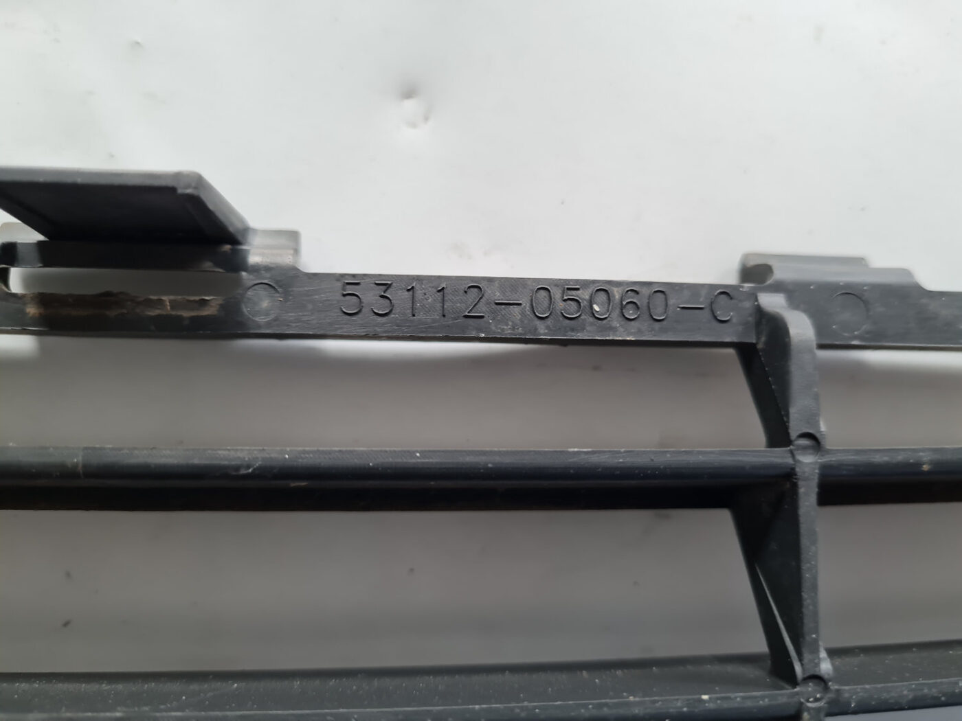 Bufera reste priekš TOYOTA AVENSIS 2007 UNIVERSAL 5 Bufera reste priekš TOYOTA AVENSIS 2007 UNIVERSAL