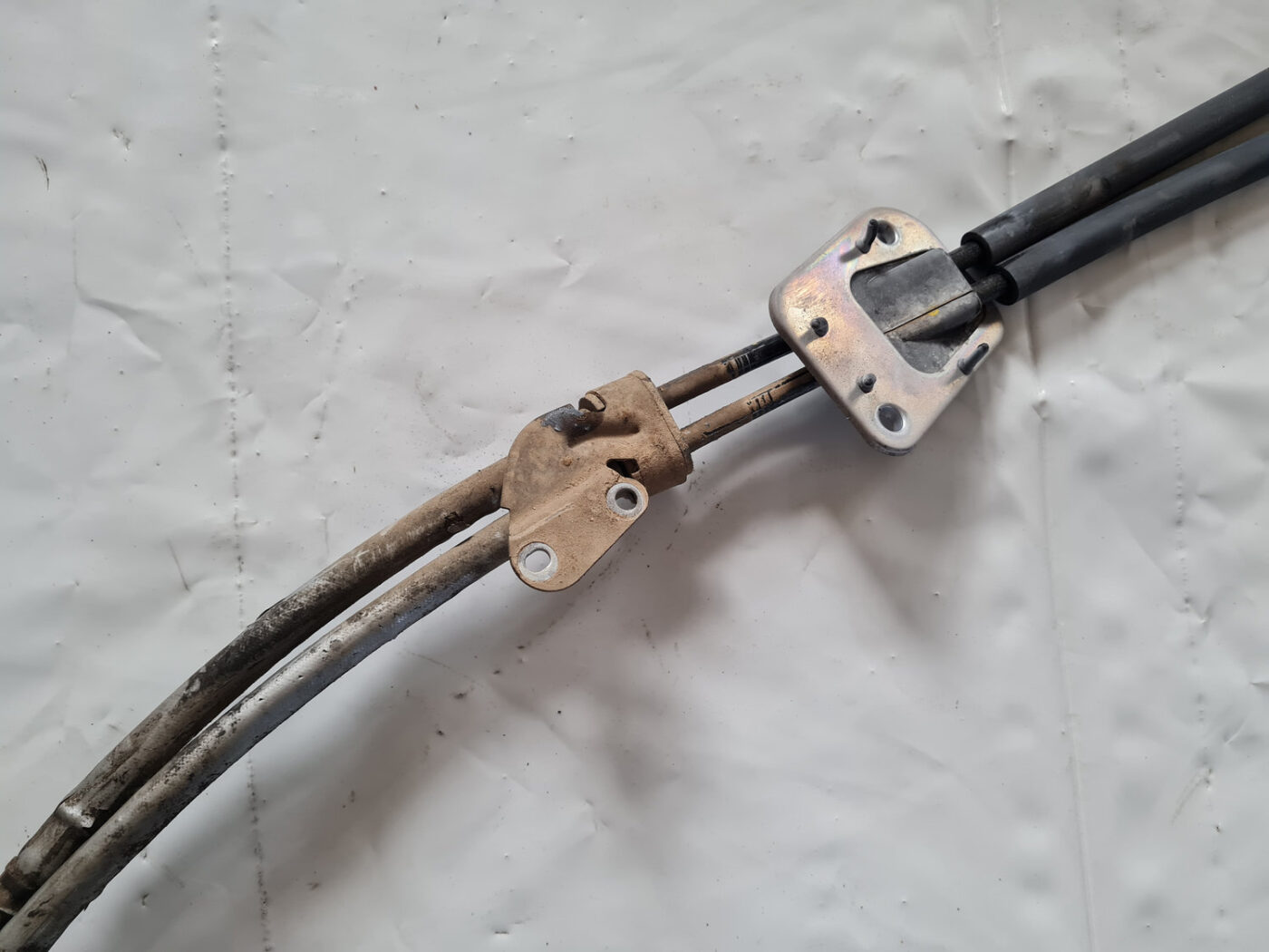 Pārnesumu pārslēgšanas mehānisma troses priekš TOYOTA AVENSIS 2007 UNIVERSAL 5 Pārnesumu pārslēgšanas mehānisma troses priekš TOYOTA AVENSIS 2007 UNIVERSAL