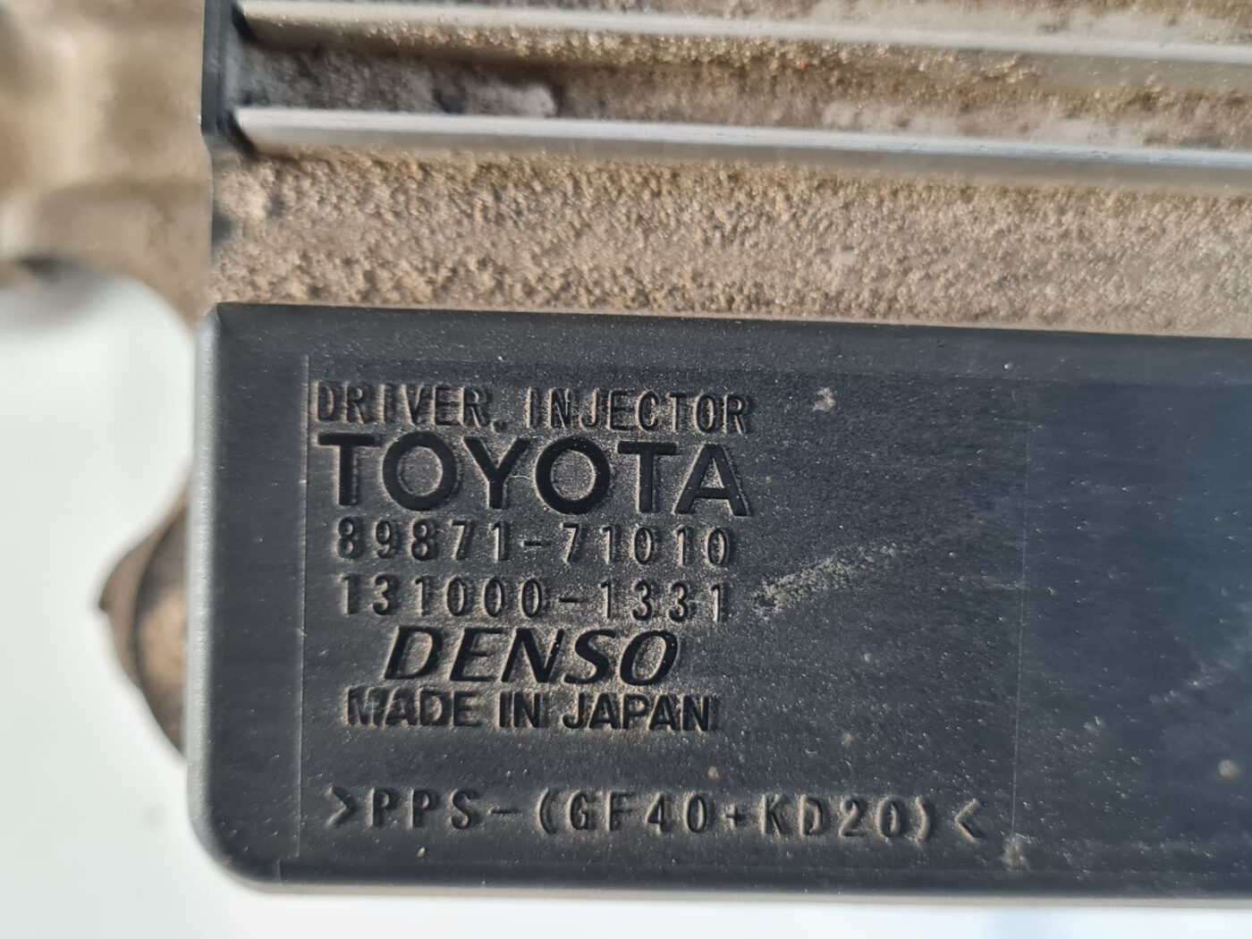 Degvielas smidzinātāju vadības bloks priekš TOYOTA AVENSIS 2007 UNIVERSAL 5 Degvielas smidzinātāju vadības bloks priekš TOYOTA AVENSIS 2007 UNIVERSAL