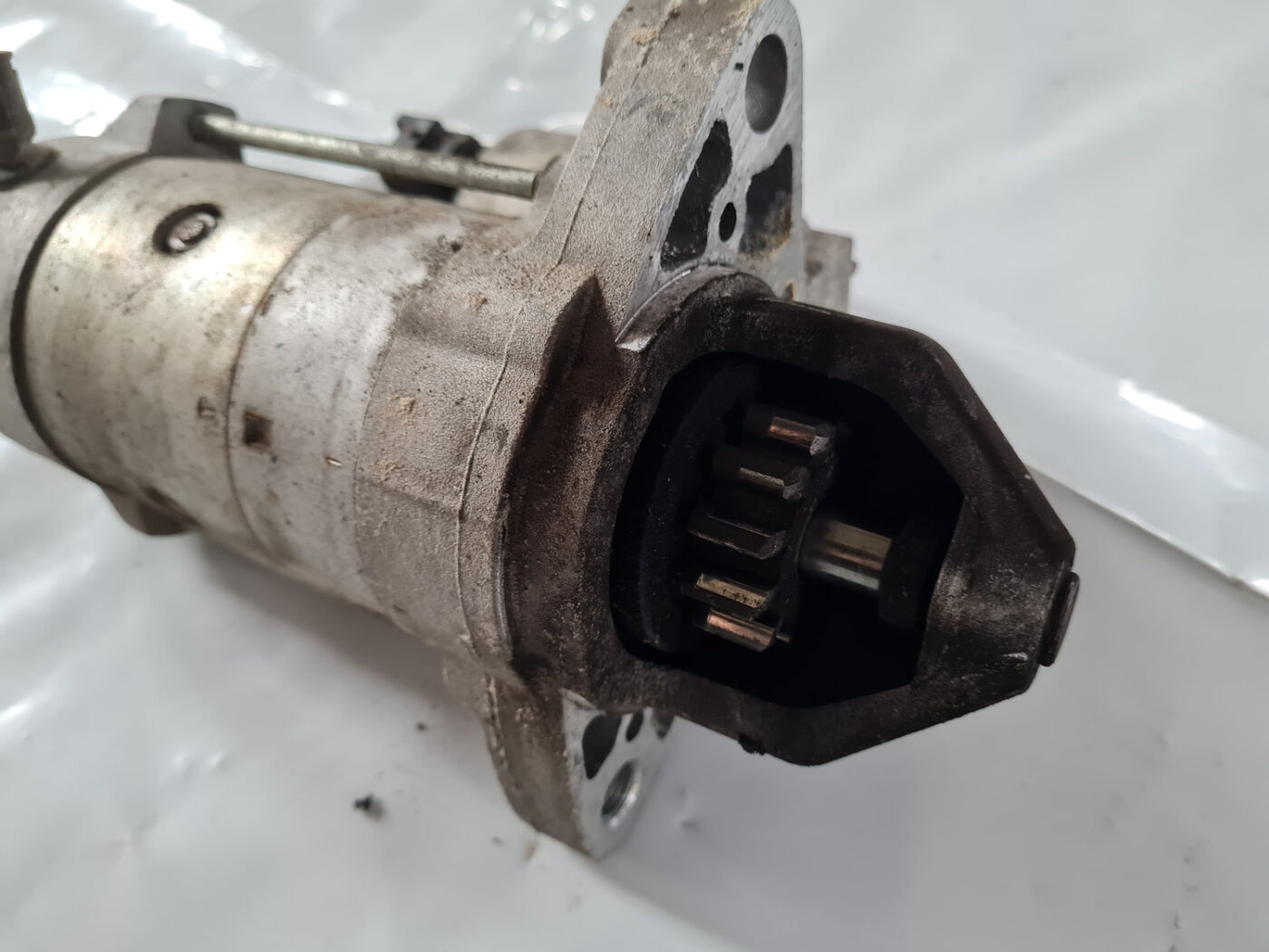 Starteris priekš TOYOTA AVENSIS 2007 UNIVERSAL 4 Starteris priekš TOYOTA AVENSIS 2007 UNIVERSAL