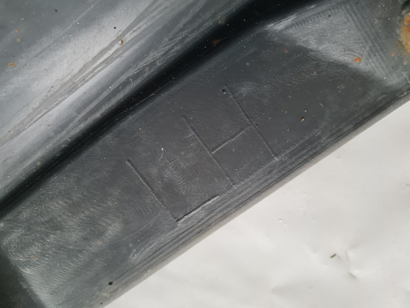 Ārēja sliekšņa kreisa uzlika priekš TOYOTA AVENSIS 2007 UNIVERSAL 4 Ārēja sliekšņa kreisa uzlika priekš TOYOTA AVENSIS 2007 UNIVERSAL