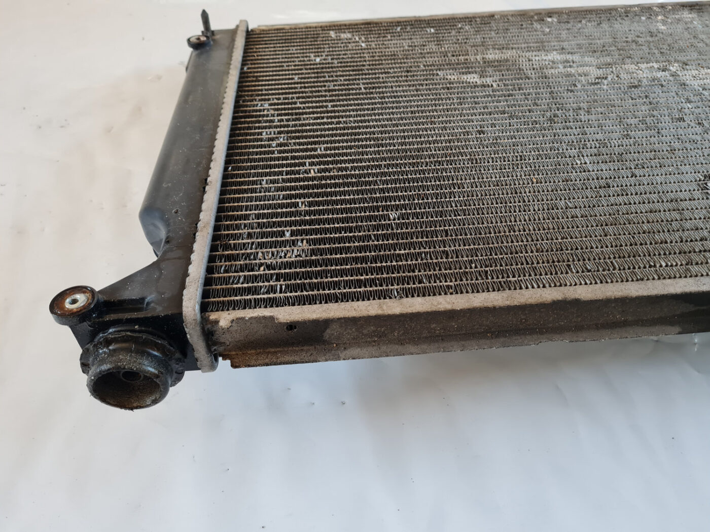 Dzesēšanas radiators priekš TOYOTA AVENSIS 2007 UNIVERSAL 4 Dzesēšanas radiators priekš TOYOTA AVENSIS 2007 UNIVERSAL