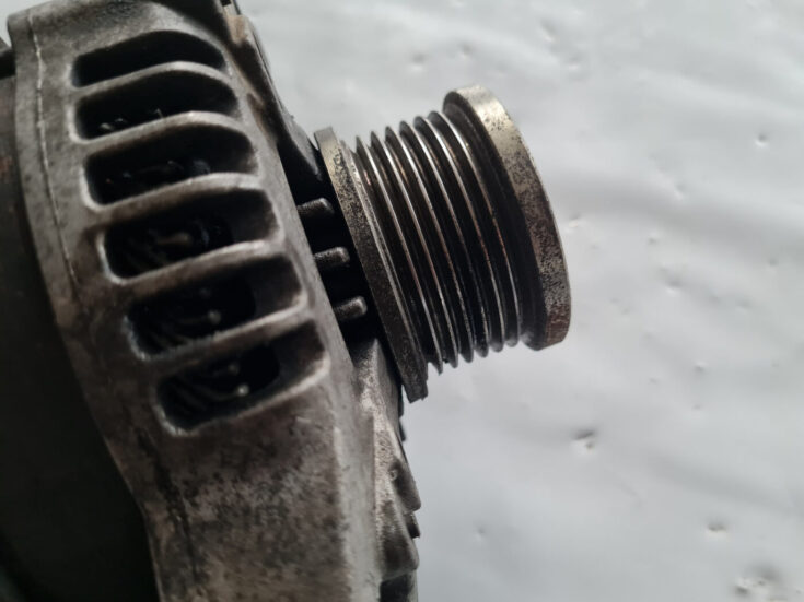 Ģenerators priekš TOYOTA AVENSIS 2007 UNIVERSAL