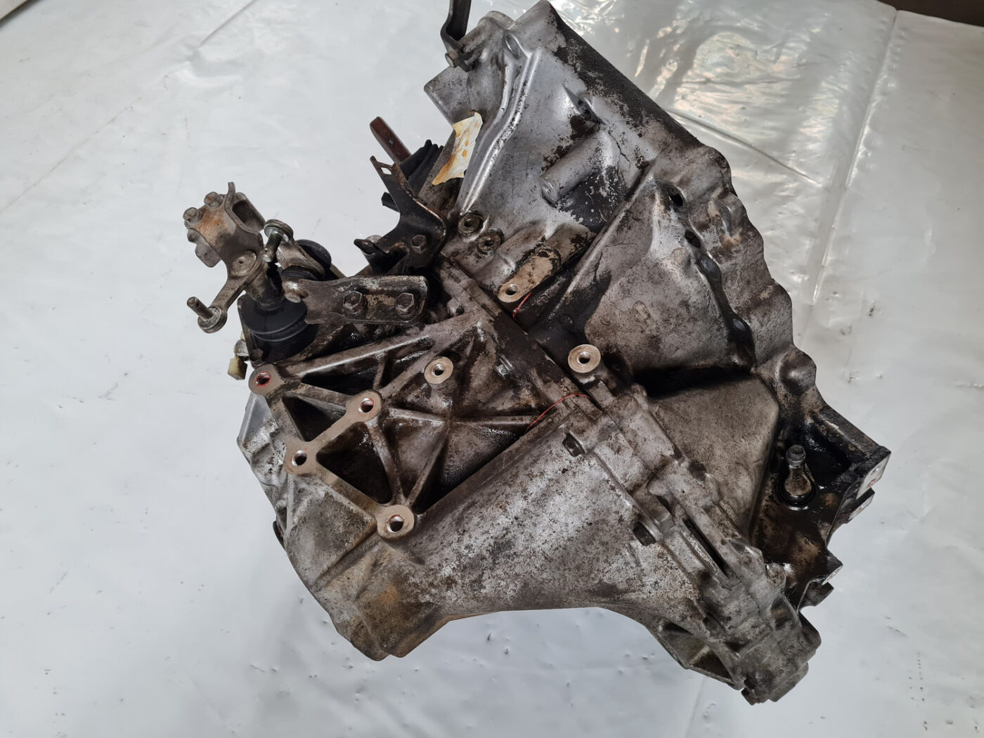 Mehāniska pārnesumkārba priekš TOYOTA AVENSIS 2007 UNIVERSAL 8 Mehāniska pārnesumkārba priekš TOYOTA AVENSIS 2007 UNIVERSAL