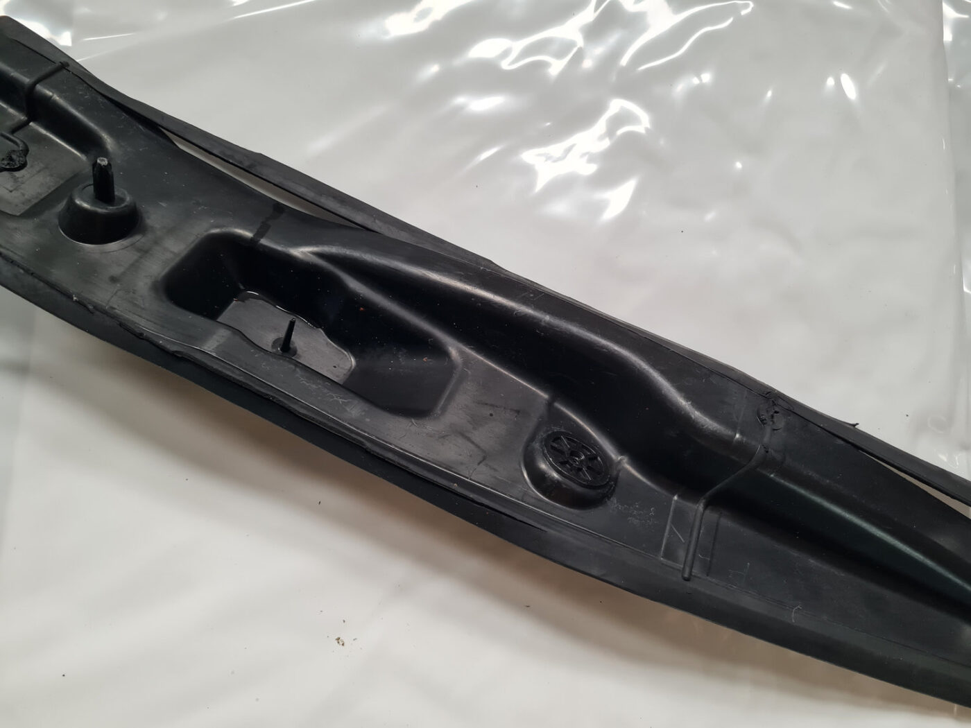 Ieliktņis starp spārnu un durvīm priekš PEUGEOT 508 2012 10 Ieliktņis starp spārnu un durvīm priekš PEUGEOT 508 2012