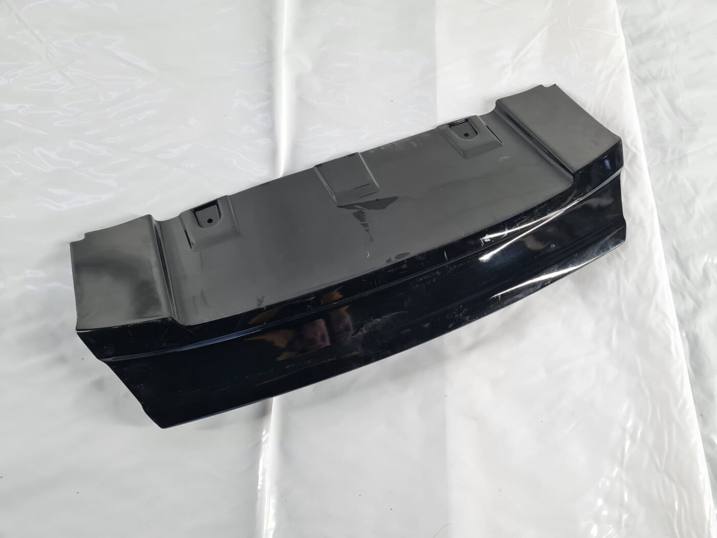 Priekšēja bufera uzlika priekš LAND ROVER EVOQUE 2012-2019 2 Priekšēja bufera uzlika priekš LAND ROVER EVOQUE 2012-2019