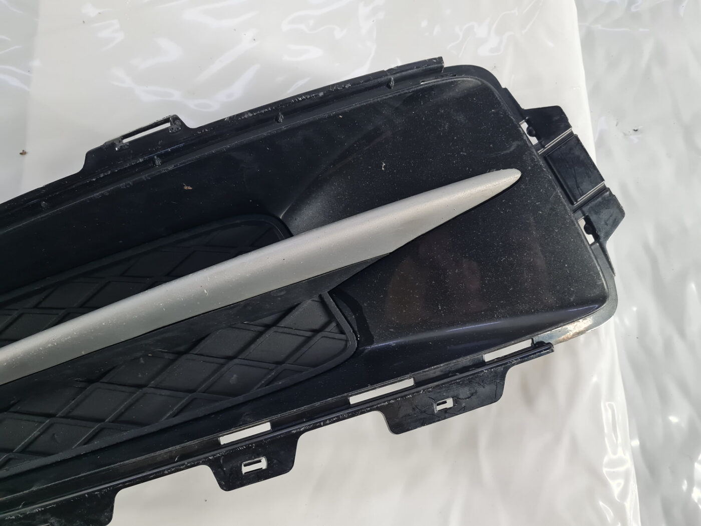 Miglas luktura reste, pa labi priekš BMW X5 E70 2006-2013 9 Miglas luktura reste, pa labi priekš BMW X5 E70 2006-2013