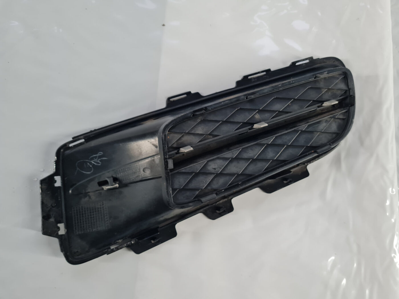 Miglas luktura reste, pa labi priekš BMW X5 E70 2006-2013 8 Miglas luktura reste, pa labi priekš BMW X5 E70 2006-2013
