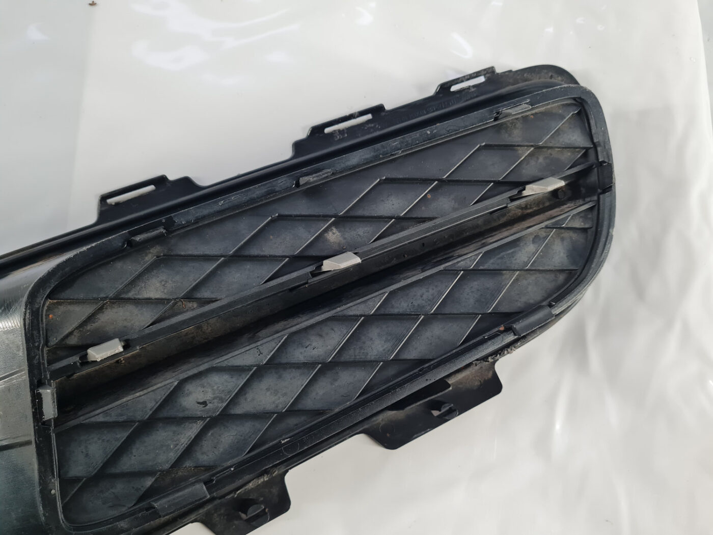 Miglas luktura reste, pa labi priekš BMW X5 E70 2006-2013 7 Miglas luktura reste, pa labi priekš BMW X5 E70 2006-2013