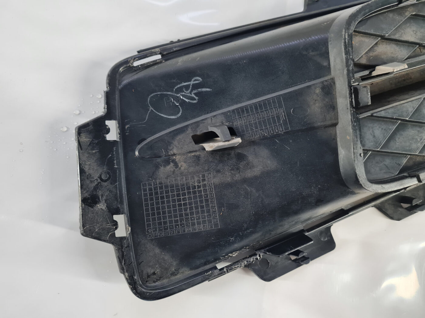 Miglas luktura reste, pa labi priekš BMW X5 E70 2006-2013 6 Miglas luktura reste, pa labi priekš BMW X5 E70 2006-2013