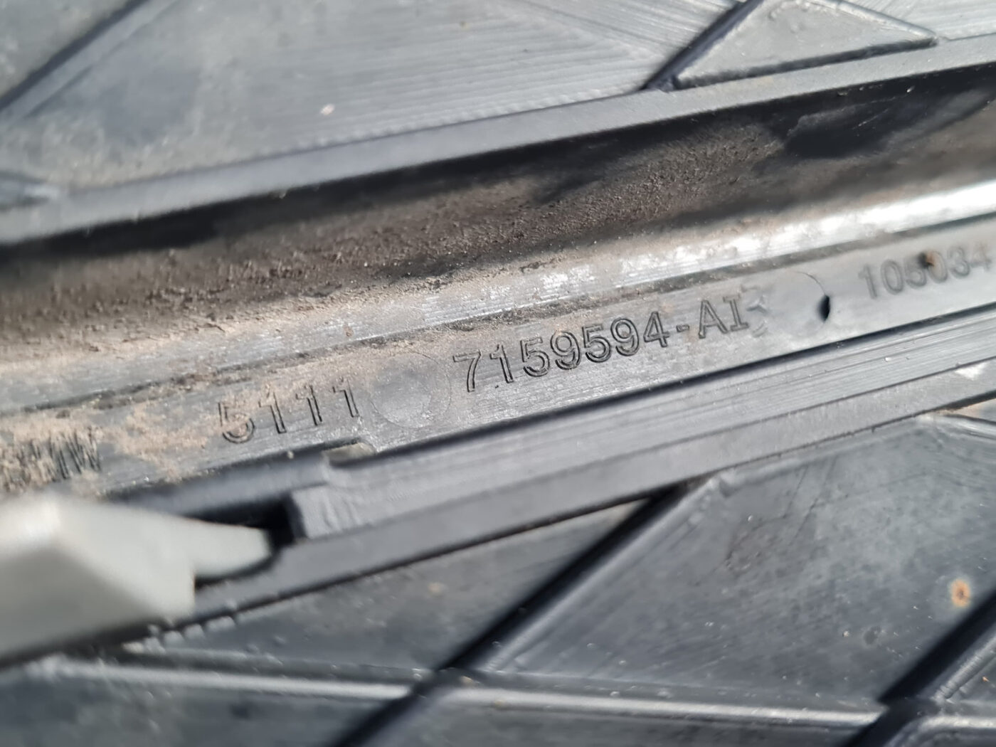 Miglas luktura reste, pa labi priekš BMW X5 E70 2006-2013 4 Miglas luktura reste, pa labi priekš BMW X5 E70 2006-2013