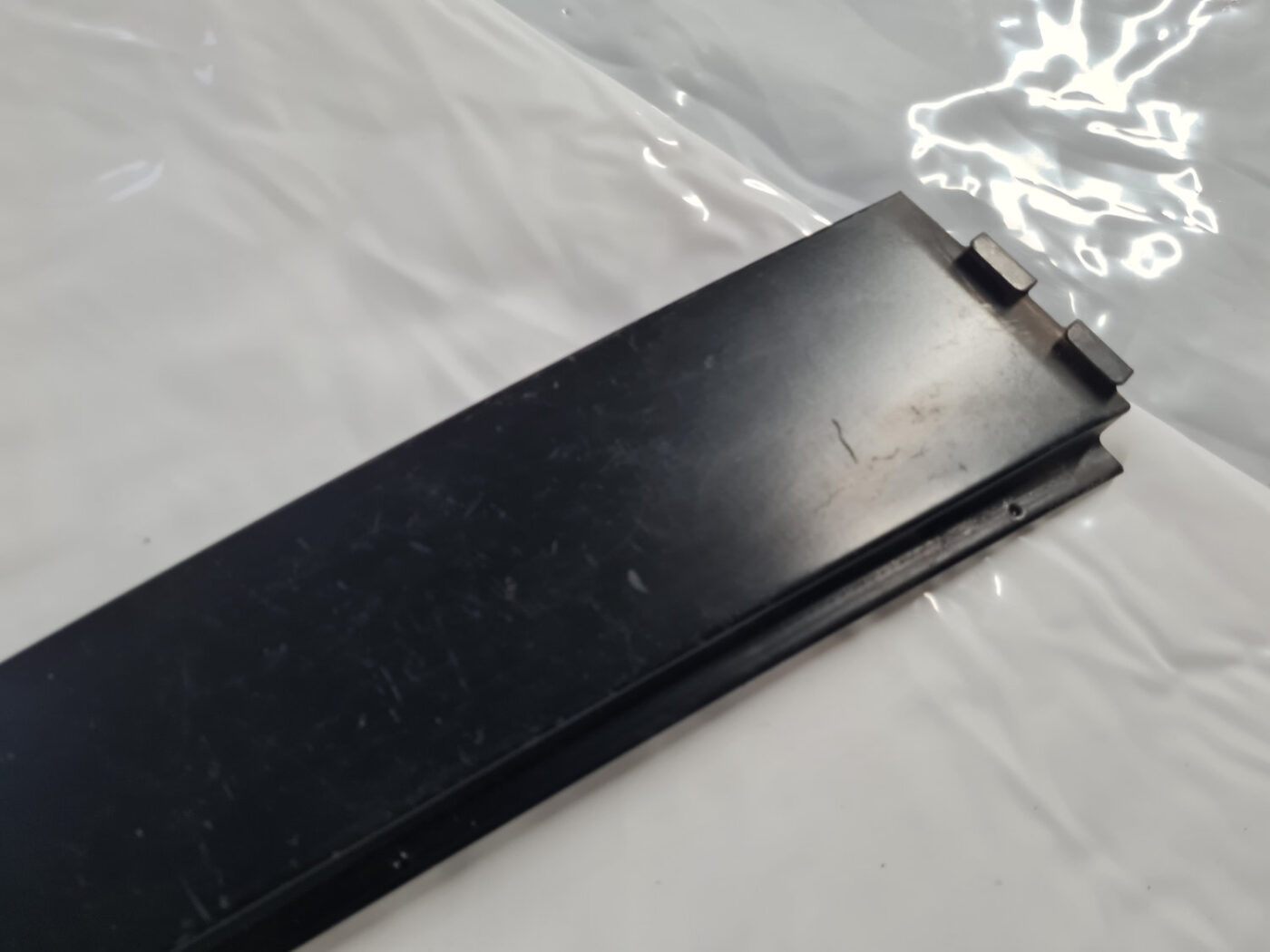 Durvju stikla moldings priekš VW PASSAT B6 2006 ANGL. UNIVERSAL 2 Durvju stikla moldings priekš VW PASSAT B6 2006 ANGL. UNIVERSAL