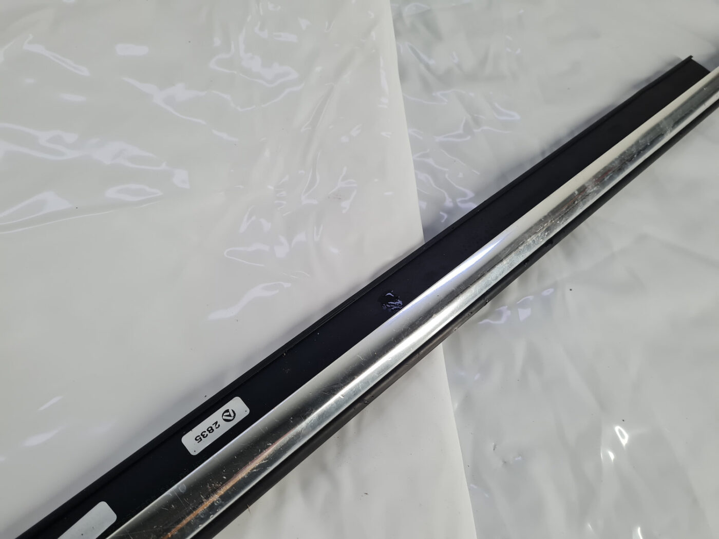 Durvju stikla moldings priekš AUDI A7 2011 SPORTBACK 11 Durvju stikla moldings priekš AUDI A7 2011 SPORTBACK