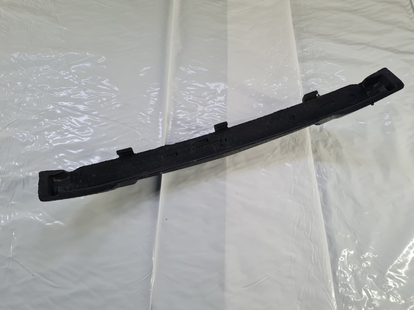 Priekšēja bufera putuplasts priekš CHRYSLER SEBRING 2006 9 Priekšēja bufera putuplasts priekš CHRYSLER SEBRING 2006