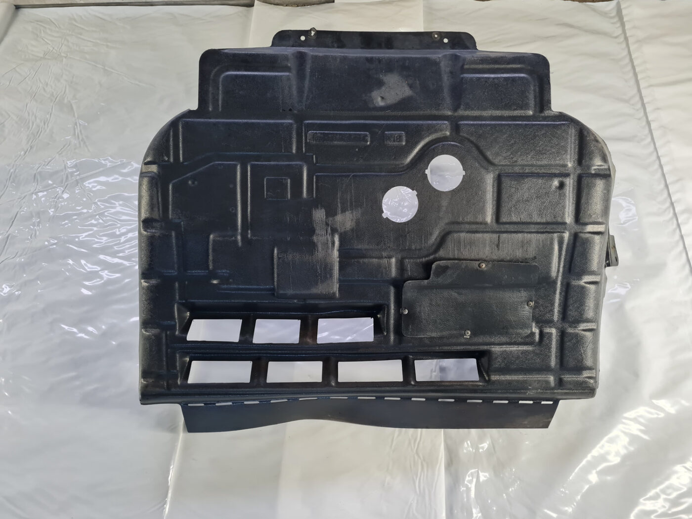 Dzinēja aizsargs priekš RENAULT MASTER 1980-2007 5 Dzinēja aizsargs priekš RENAULT MASTER 1980-2007