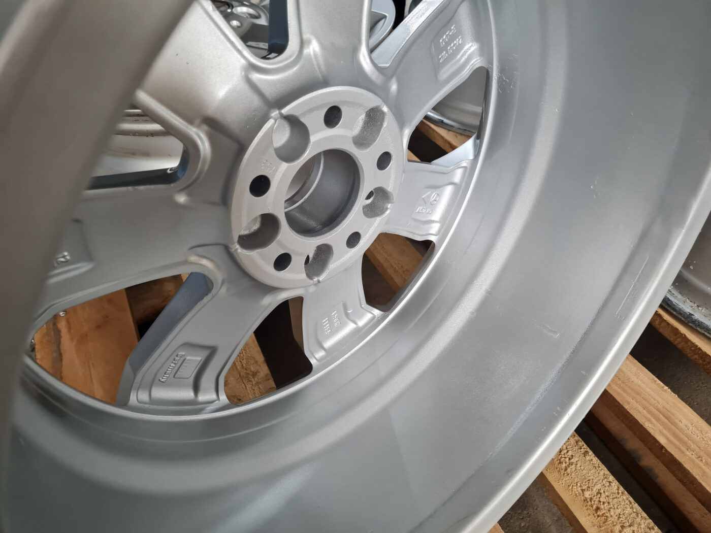 Lietie diski - vieglmetāla (kpl) priekš MERCEDES BENZ ML280 2008 OBSIDIAN BLACK 8 Lietie diski - vieglmetāla (kpl) priekš MERCEDES BENZ ML280 2008 OBSIDIAN BLACK