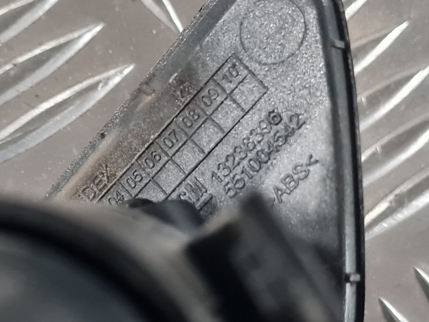 Lukturu mazgātāja sprausla priekš OPEL INSIGNIA 2010 7 Lukturu mazgātāja sprausla priekš OPEL INSIGNIA 2010