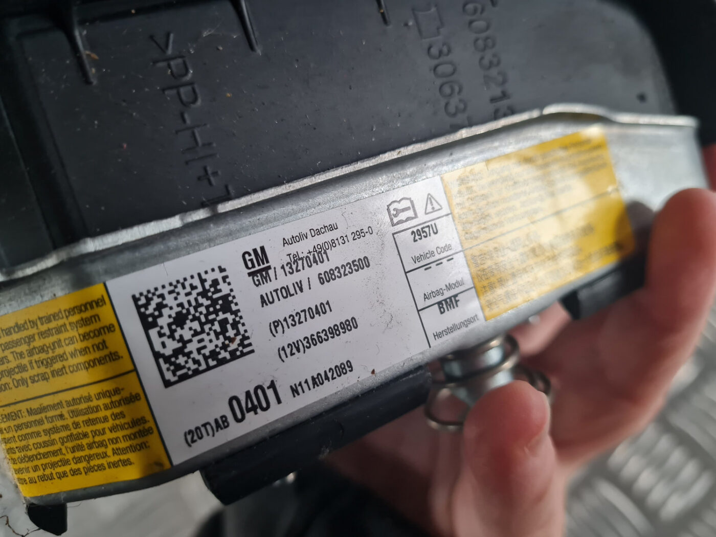 Stūres drošības spilvens priekš OPEL INSIGNIA 2010 3 Stūres drošības spilvens priekš OPEL INSIGNIA 2010