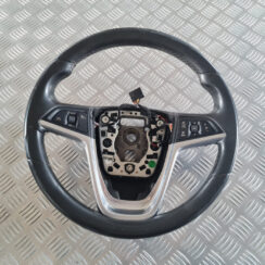 Stūre priekš OPEL INSIGNIA 2010