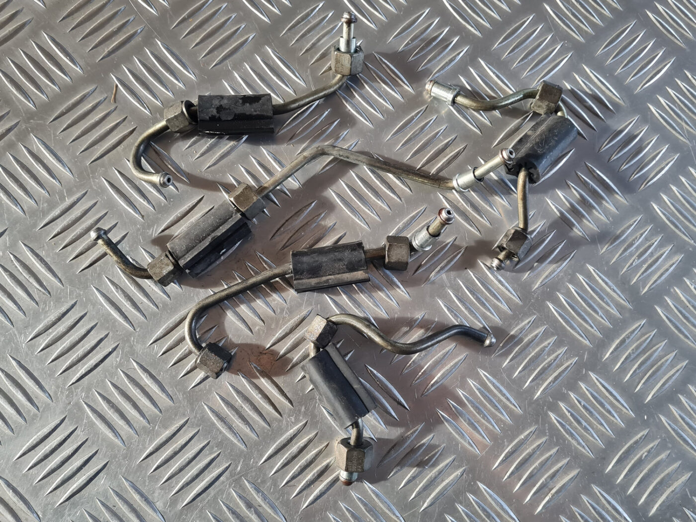 Degvielas caurule priekš OPEL INSIGNIA 2010 2 Degvielas caurule priekš OPEL INSIGNIA 2010