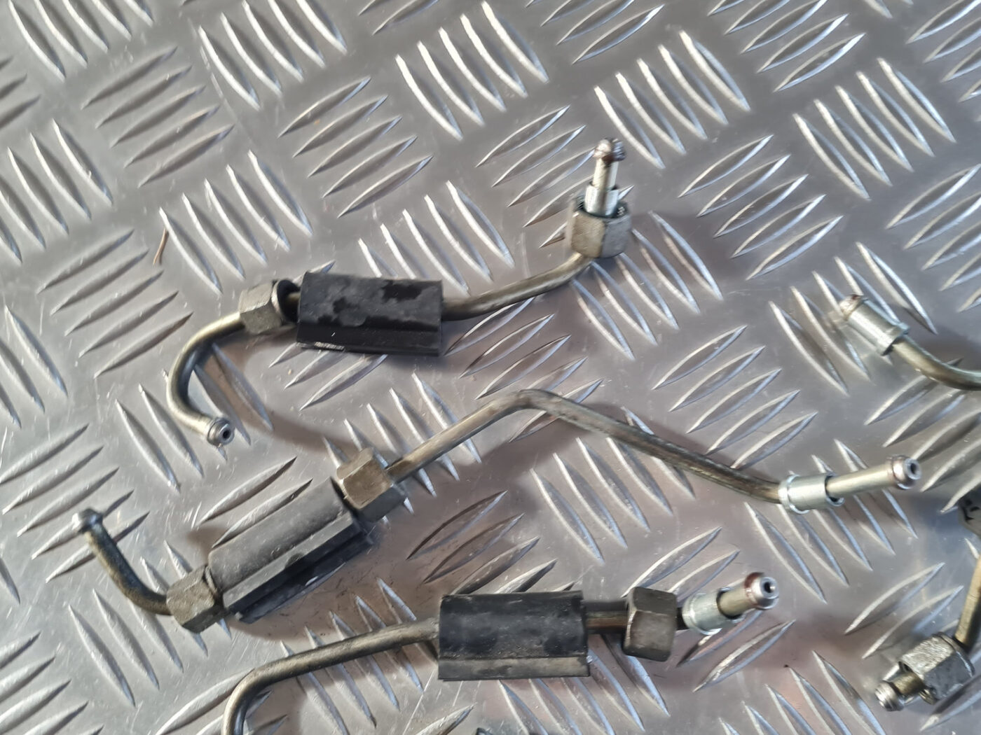 Degvielas caurule priekš OPEL INSIGNIA 2010 3 Degvielas caurule priekš OPEL INSIGNIA 2010