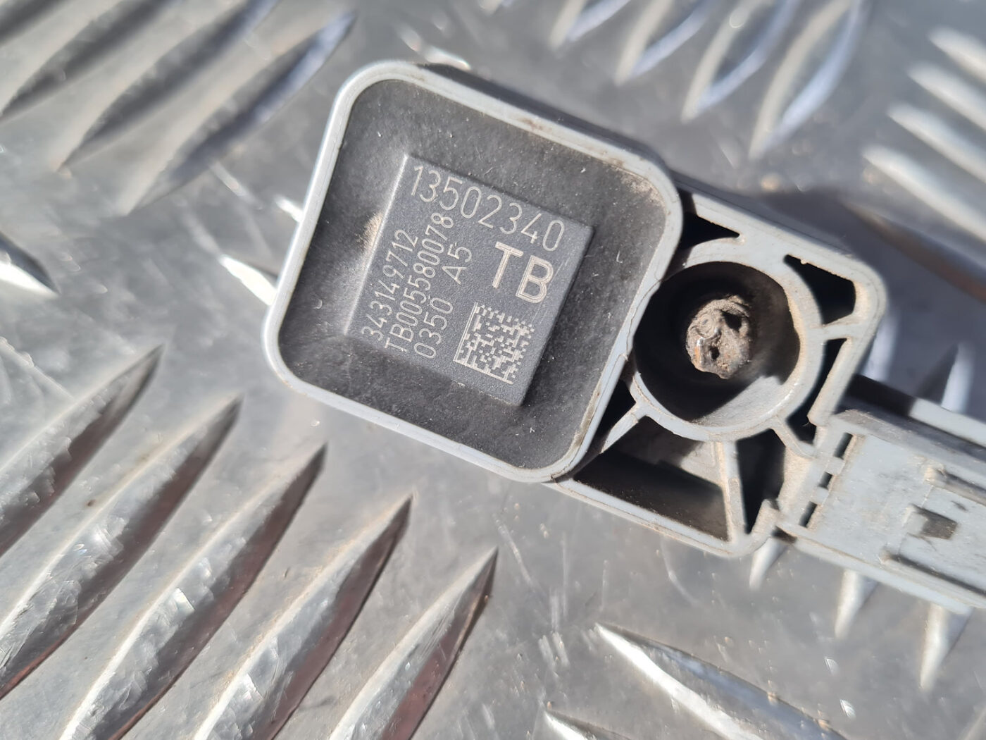 Drošības spilvena trieciensensors priekš OPEL INSIGNIA 2010 4 Drošības spilvena trieciensensors priekš OPEL INSIGNIA 2010