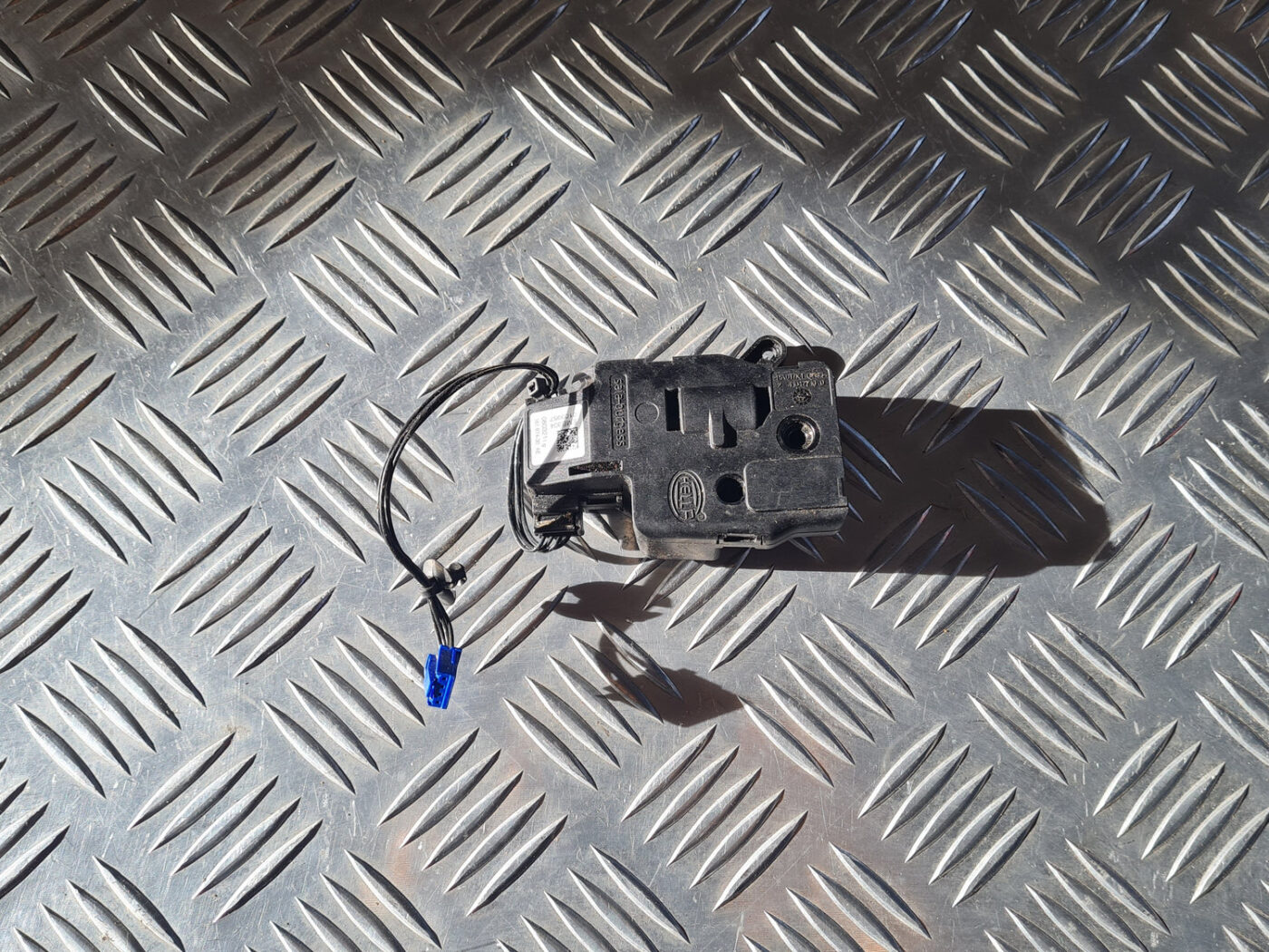 Lukturu augstuma regulēšanas korektors priekš OPEL INSIGNIA 2010 1 Lukturu augstuma regulēšanas korektors priekš OPEL INSIGNIA 2010